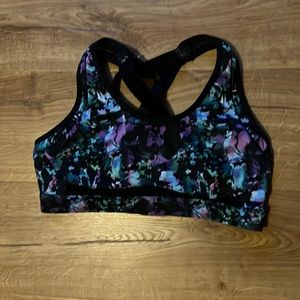 Fabletics High Impact Sports Bra